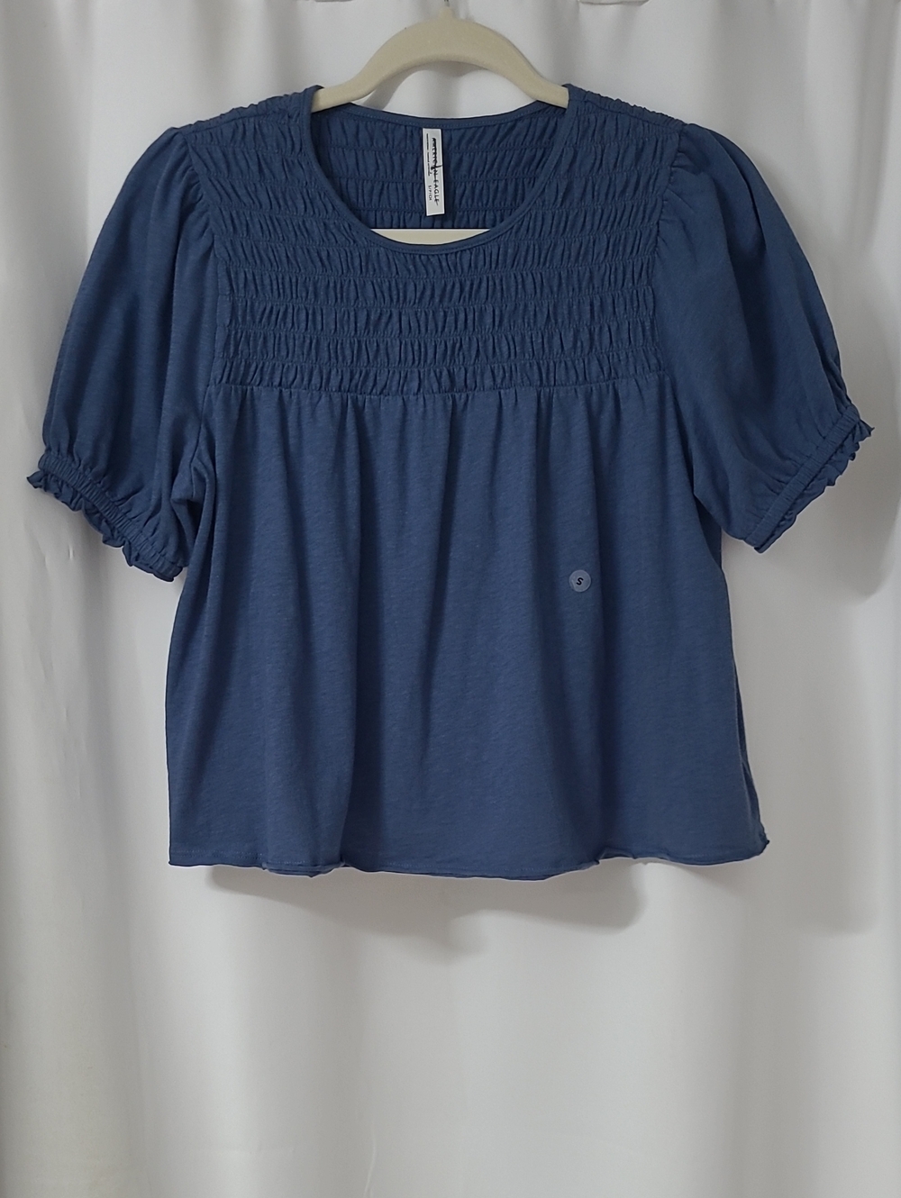 American Eagle Blue Smocked Puff Sleeve Top